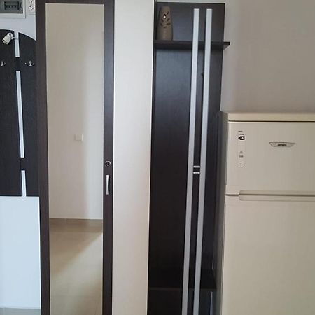 Apartament Teo Caransebeş Buitenkant foto
