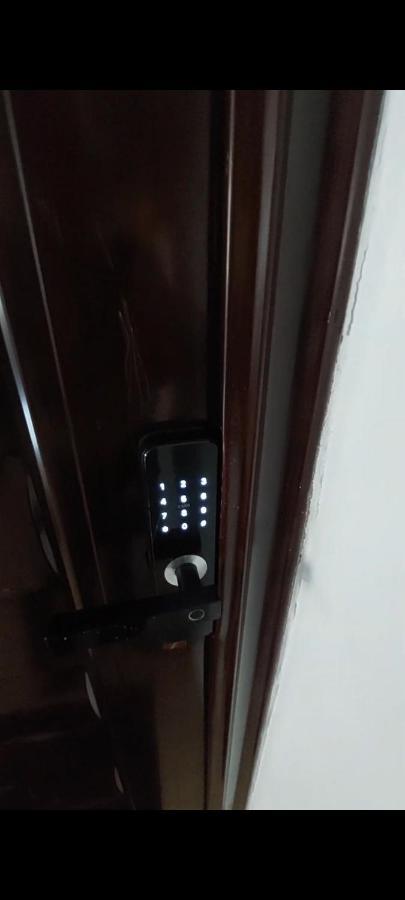 Apartament Teo Caransebeş Buitenkant foto